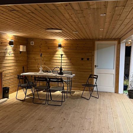 Hotel Peace House Waterlooville Esterno foto