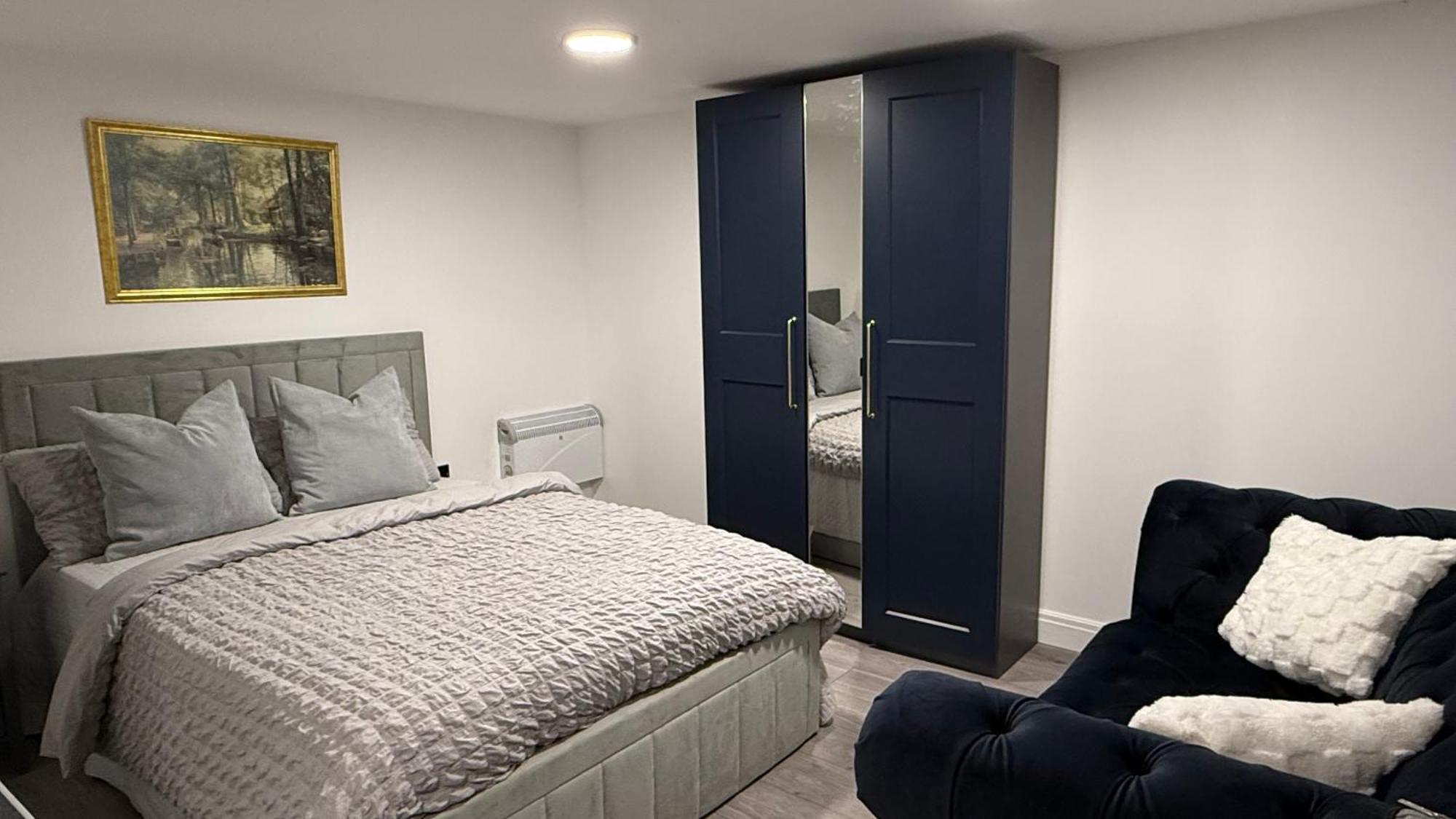 Hotel Peace House Waterlooville Esterno foto